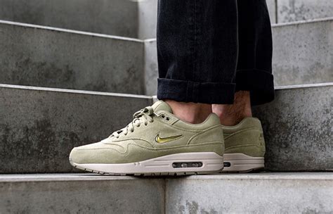 nike air max 1 jewel beige